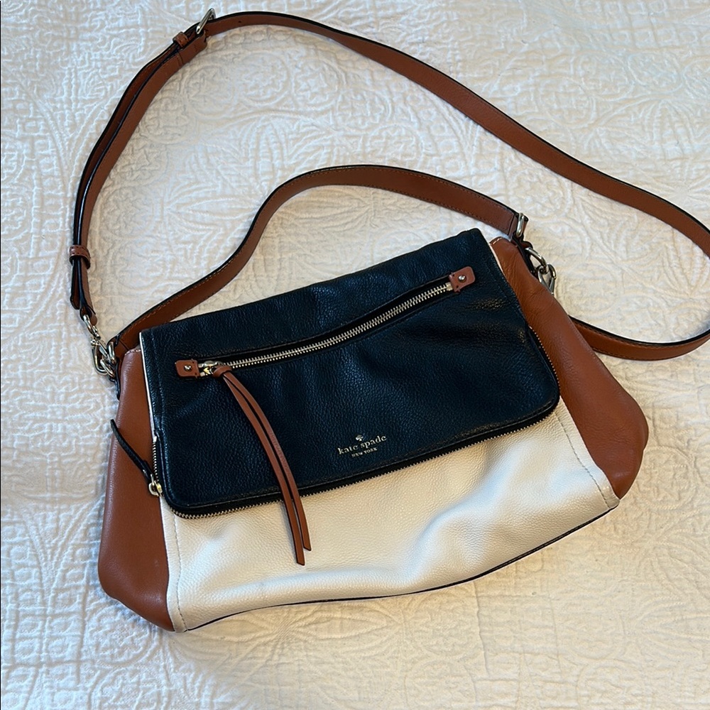 Kate Spade Black and Tan Leather Shoulder Bag